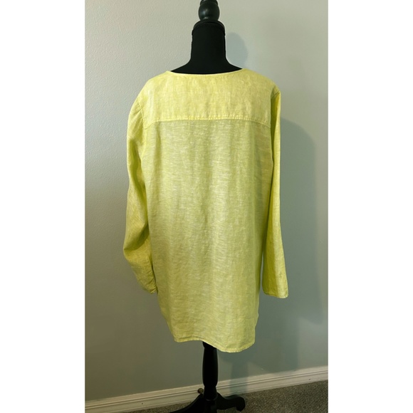 Tahari Linen Tunic Shirt size 1X, Key Lime Green Button Down. - Picture 4 of 6